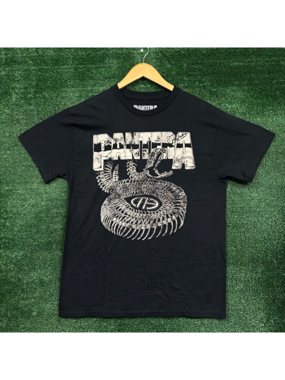 Pantera Cowboys From Hell Thrash Metal Band T-Shirt Size Medium